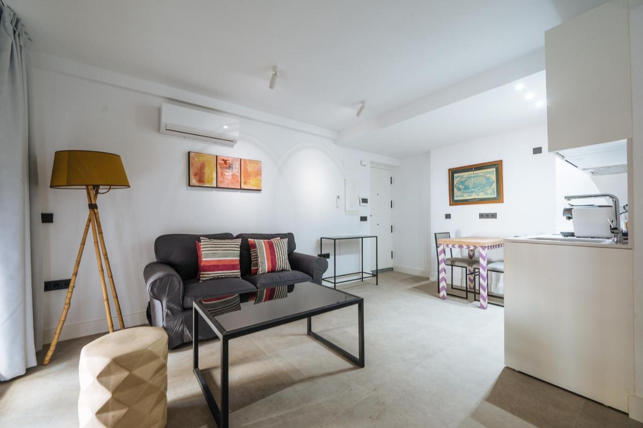 Montevideo 6 * Seville